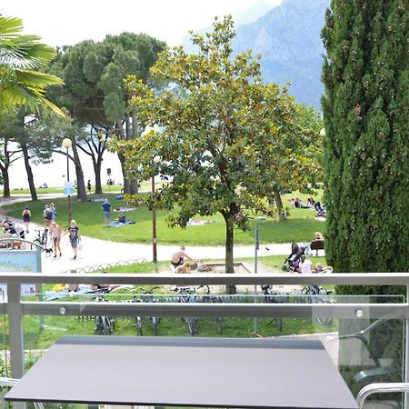 Terrazza Sul Lago Riva del Garda Exterior foto